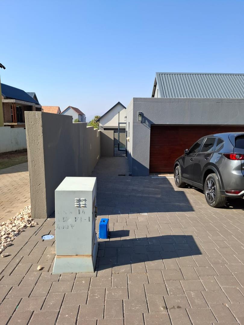 4 Bedroom Property for Sale in Leloko North West